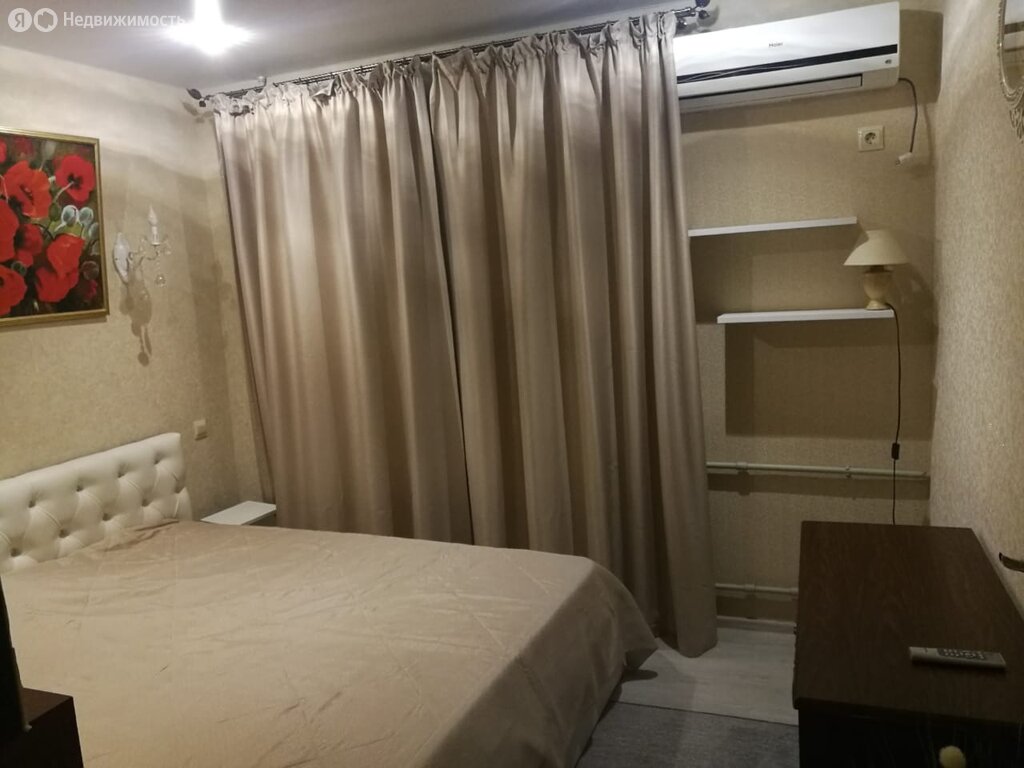 Снять посуточно 1-комнатную квартиру 40 м², 3 этаж из 14, за 1 500 ₽ в ...