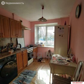 Купить двухкомнатную квартиру в панельном доме на улице Можайского в Вологде - изображение 3