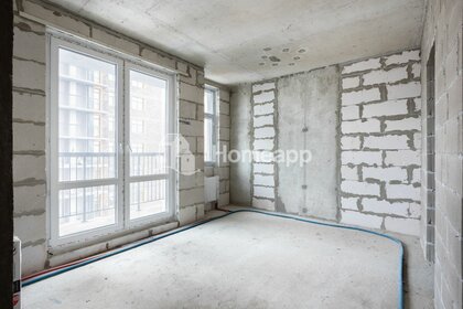 Купить трехкомнатную квартиру с современным ремонтом в Нижнем Тагиле - изображение 43