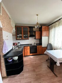 Купить двухкомнатную квартиру без отделки или требует ремонта в Корсакове - изображение 37