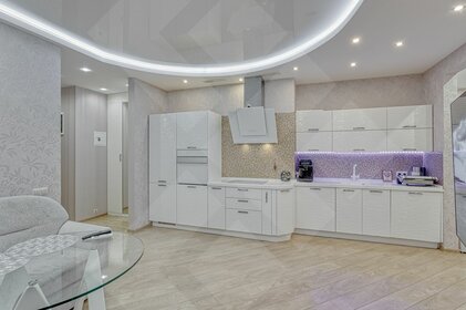 Купить трехкомнатную квартиру в высотках у метро Проспект Победы в Казани - изображение 34