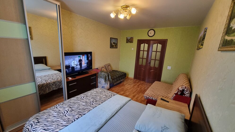 56 м², 2-комнатная квартира 3 300 ₽ в сутки - изображение 27