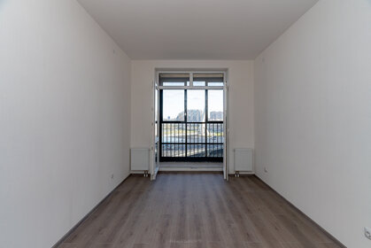 Купить 4-комнатную квартиру с европланировкой (с кухней-гостиной) в Мурино - изображение 12