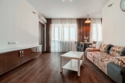 75 м², 3-комнатная квартира 6 000 ₽ в сутки - изображение 105