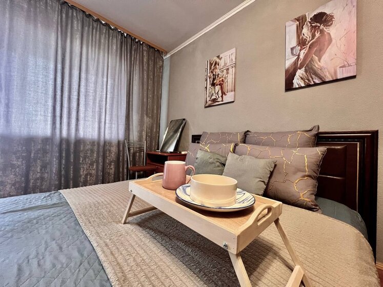 55 м², 1-комнатная квартира 1 500 ₽ в сутки - изображение 1