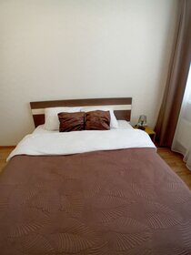 62 м², 2-комнатная квартира 2 700 ₽ в сутки - изображение 56