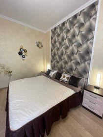 28 м², квартира-студия 1 900 ₽ в сутки - изображение 47