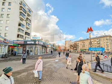 Купить квартиру с высокими потолками на улице Ставропольская в Москве - изображение 26