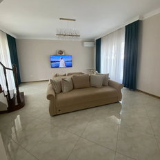 дом + 4,2 га, участок - изображение 3