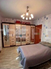 Купить двухкомнатную квартиру с высокими потолками в районе Курчатовский в Челябинске - изображение 45