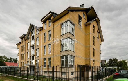 Купить однокомнатную квартиру с парковкой на улице Луговского в Волгограде - изображение 1