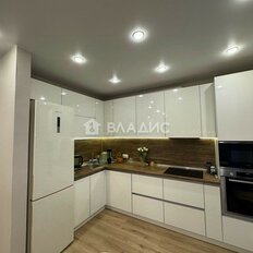 Квартира 75 м², 2-комнатная - изображение 1