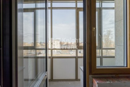 32 м², 1-комнатная квартира 2 300 ₽ в сутки - изображение 44