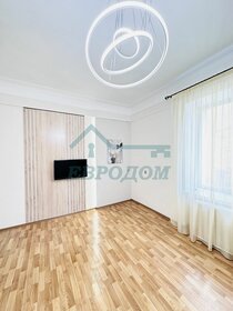 55 м², 2-комнатная квартира 33 000 ₽ в месяц - изображение 19