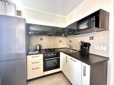 35,1 м², 1-комнатная квартира 5 400 ₽ в сутки - изображение 115