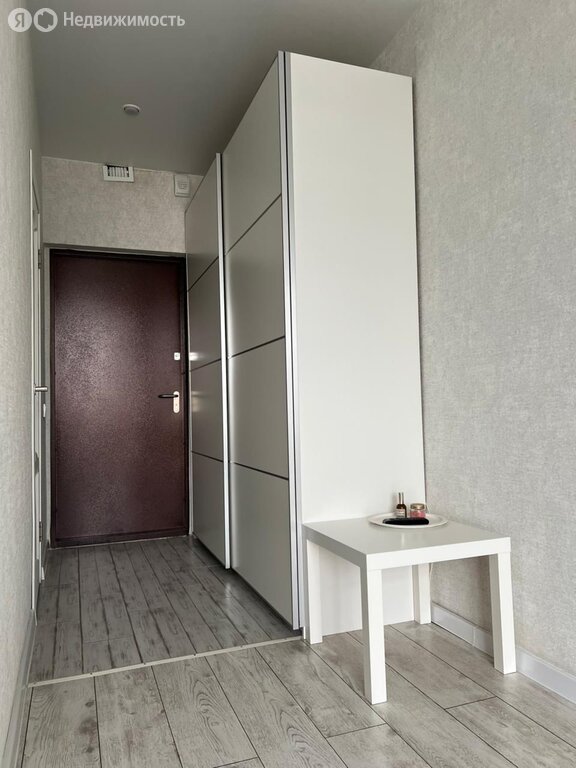 Квартира-студия: Кемерово, улица Мичурина, 58 (25 м²)
