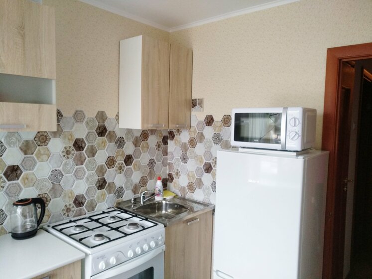 45 м², 2-комнатная квартира 2 000 ₽ в сутки - изображение 44