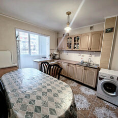 Квартира 100 м², 4-комнатная - изображение 1