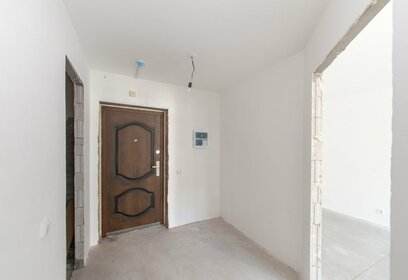 Купить однокомнатную квартиру без отделки или требует ремонта в Мурманской области - изображение 37