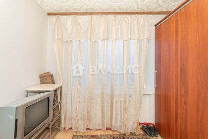 Купить 4-комнатную квартиру с евроремонтом в Ленинградской области - изображение 50