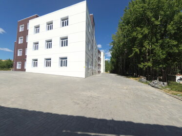 Купить трехкомнатную квартиру с лоджией на улице Харьковская в Тюмени - изображение 1