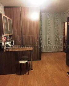 Купить 4-комнатную квартиру с большой кухней в округе Центральный в Тюмени - изображение 16
