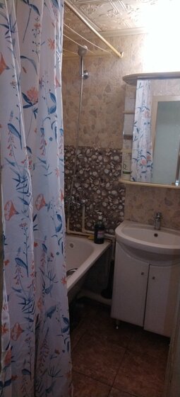 33 м², 1-комнатная квартира 2 000 ₽ в сутки - изображение 53