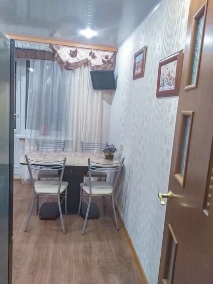 50 м², 2-комнатная квартира 2 800 ₽ в сутки - изображение 43