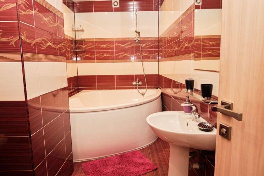 40 м², 1-комнатная квартира 3 990 ₽ в сутки - изображение 1