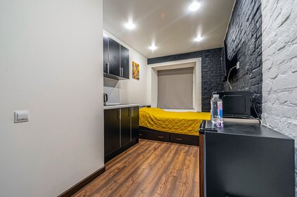 18 м², квартира-студия 1 600 ₽ в сутки - изображение 91