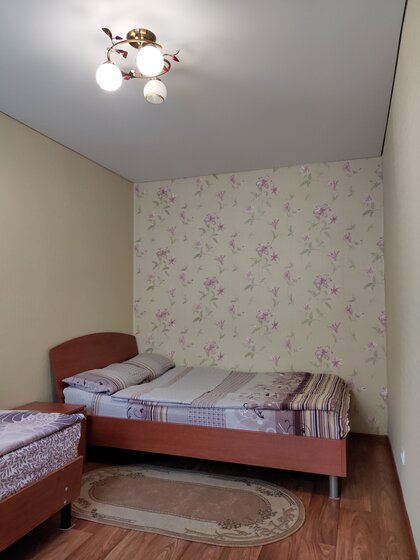 30 м², 1-комнатная квартира 2 200 ₽ в сутки - изображение 60