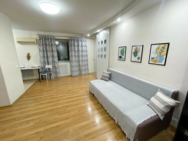 52 м², 2-комнатная квартира 1 900 ₽ в сутки - изображение 32