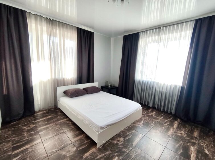 43 м², 1-комнатная квартира 2 000 ₽ в сутки - изображение 56