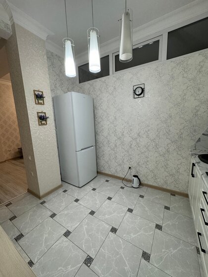 65 м², 2-комнатная квартира 2 500 ₽ в сутки - изображение 19