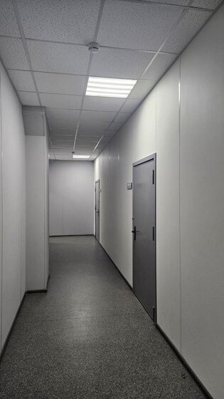 50 м², офис 25 000 ₽ в месяц - изображение 20