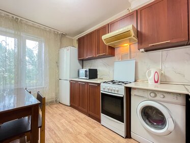 40 м², 1-комнатная квартира 2 200 ₽ в сутки - изображение 52