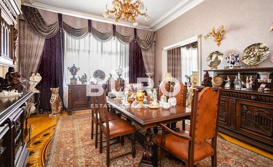 «Сталинка, я выбираю тебя!». Почему люди хотят жить в домах 30–50-х годов постройки