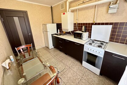 31 м², 1-комнатная квартира 2 500 ₽ в сутки - изображение 56