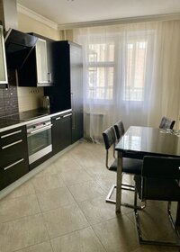 36 м², квартира-студия 2 000 ₽ в сутки - изображение 10