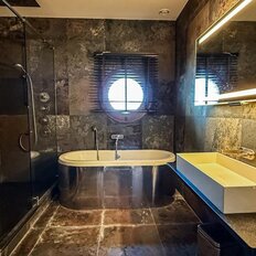 Квартира 217 м², 4-комнатная - изображение 1