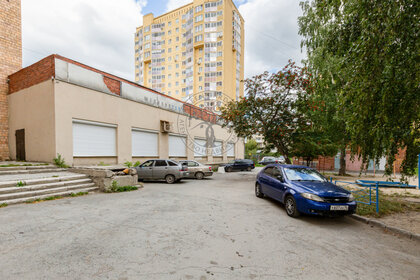 Купить квартиру с балконом и без отделки или требует ремонта в Городском округе Краснотурьинск - изображение 41