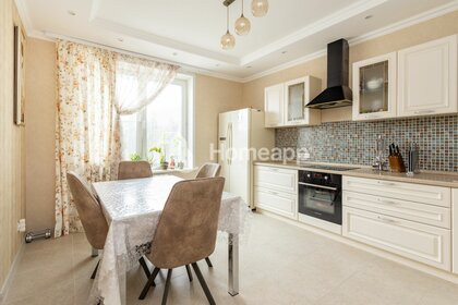 Купить квартиру с раздельным санузлом и с мебелью в Азове - изображение 13