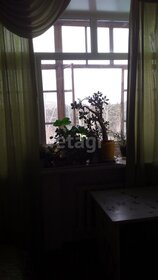 Купить 4-комнатную квартиру с раздельным санузлом у метро Бухарестская (фиолетовая ветка) в Санкт-Петербурге и ЛО - изображение 23