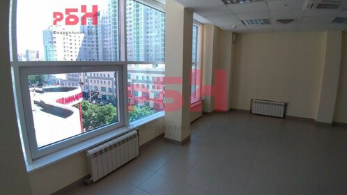Купить однокомнатную квартиру на вторичном рынке у метро Авиастроительная в Казани - изображение 21