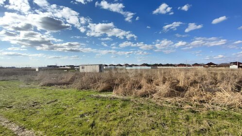 Купить квартиру-студию с отделкой у метро Октябрьская в Новосибирске - изображение 37