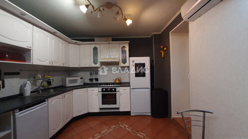 Купить квартиру с лоджией и с ремонтом в Стерлитамакском районе - изображение 38