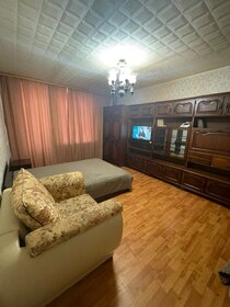 55,5 м², 2-комнатная квартира 2 400 ₽ в сутки - изображение 40