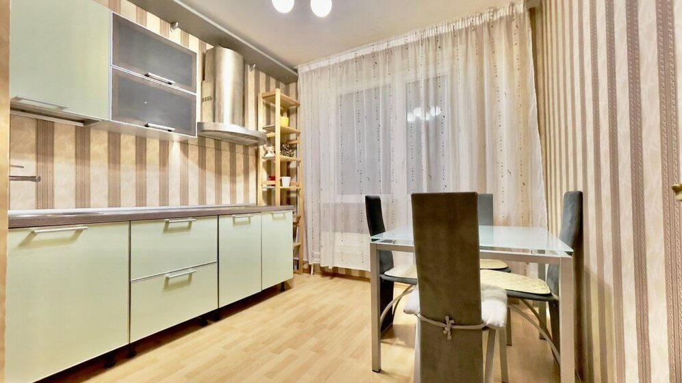 70 м², 3-комнатная квартира 75 000 ₽ в месяц - изображение 1