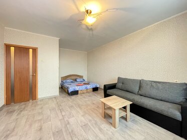 32 м², 1-комнатная квартира 2 400 ₽ в сутки - изображение 47