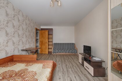 32 м², 1-комнатная квартира 2 500 ₽ в сутки - изображение 54